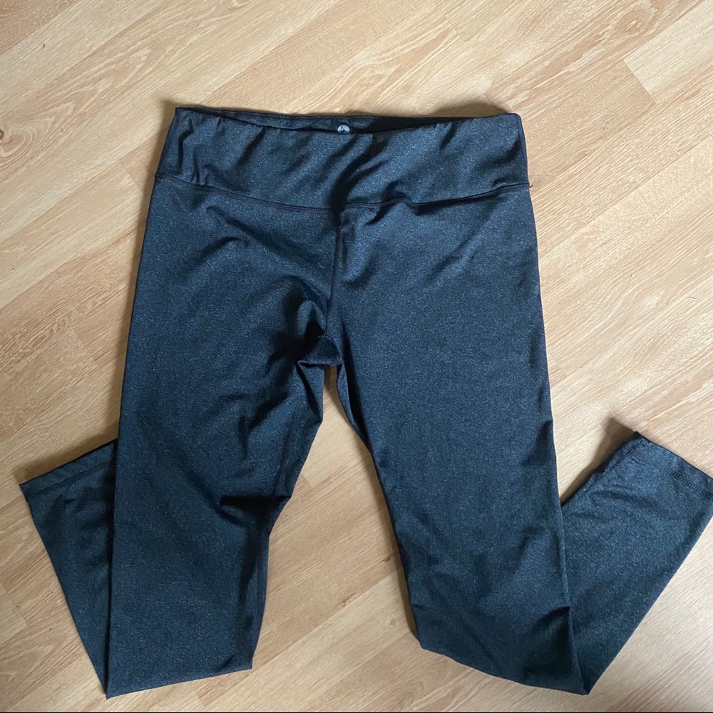 Dark grey leggings. Work out material